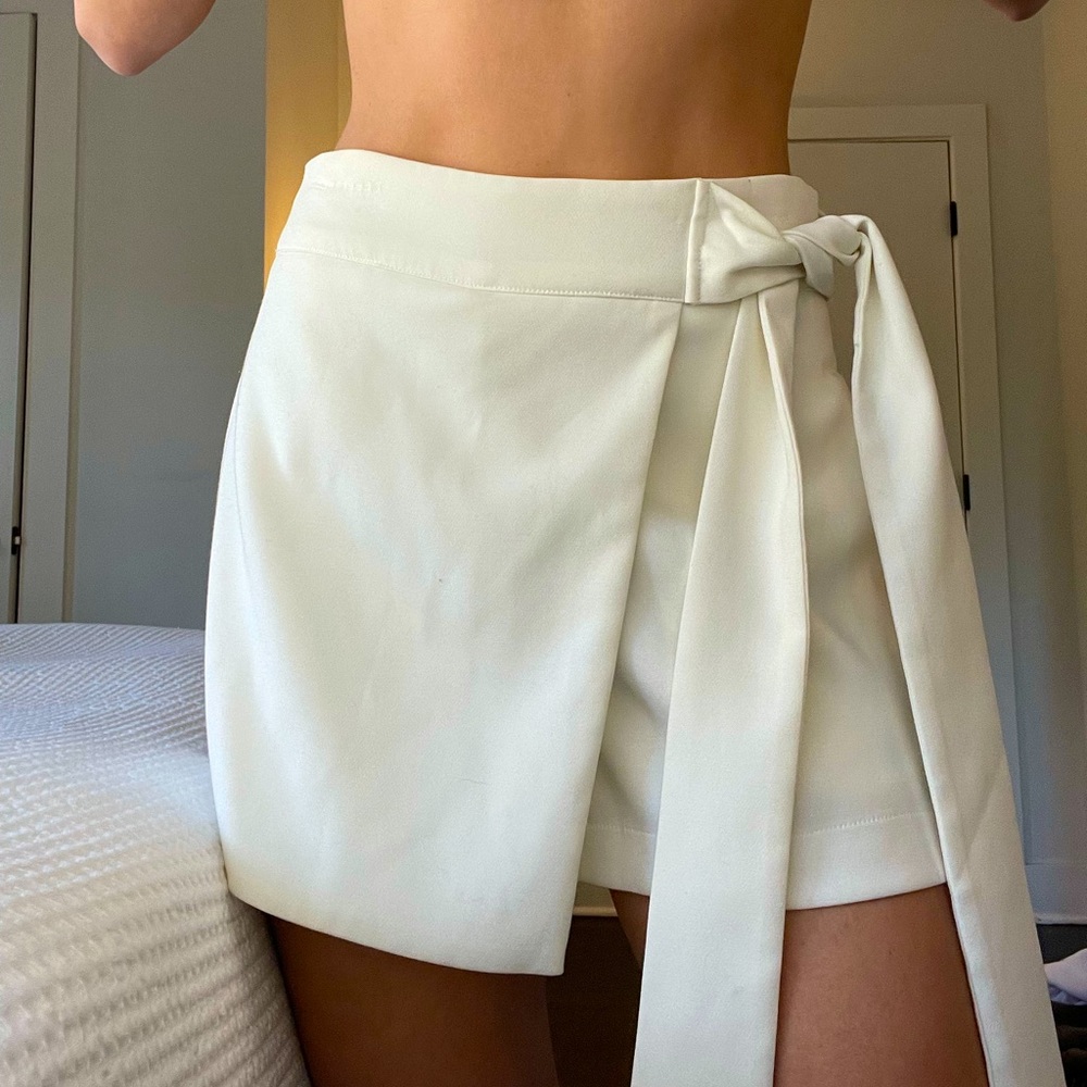 Lucy Paris Skort w/Tie